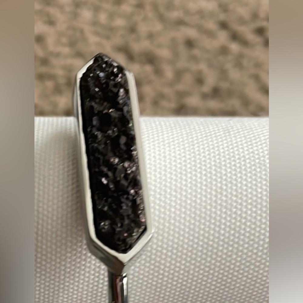 Kinsley Armelle Black and Silver Bracelet